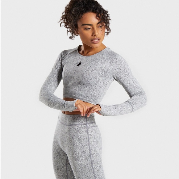 SOLD (on Merc) Gymshark long sleeve crop fleur - Picture 3 of 5